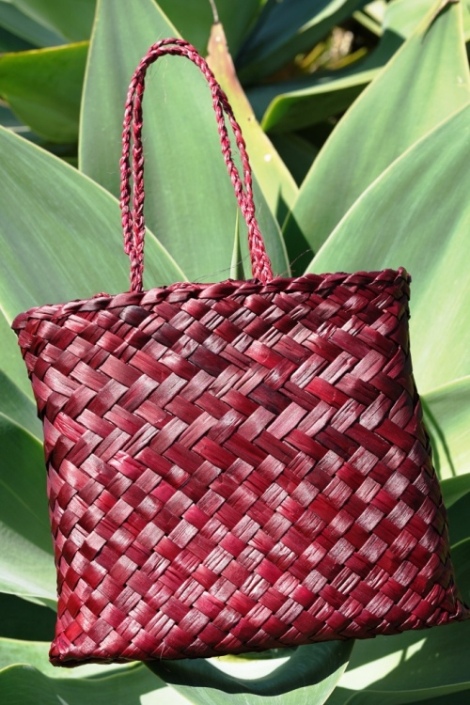 AllFlax - traditional flax weaving: kete